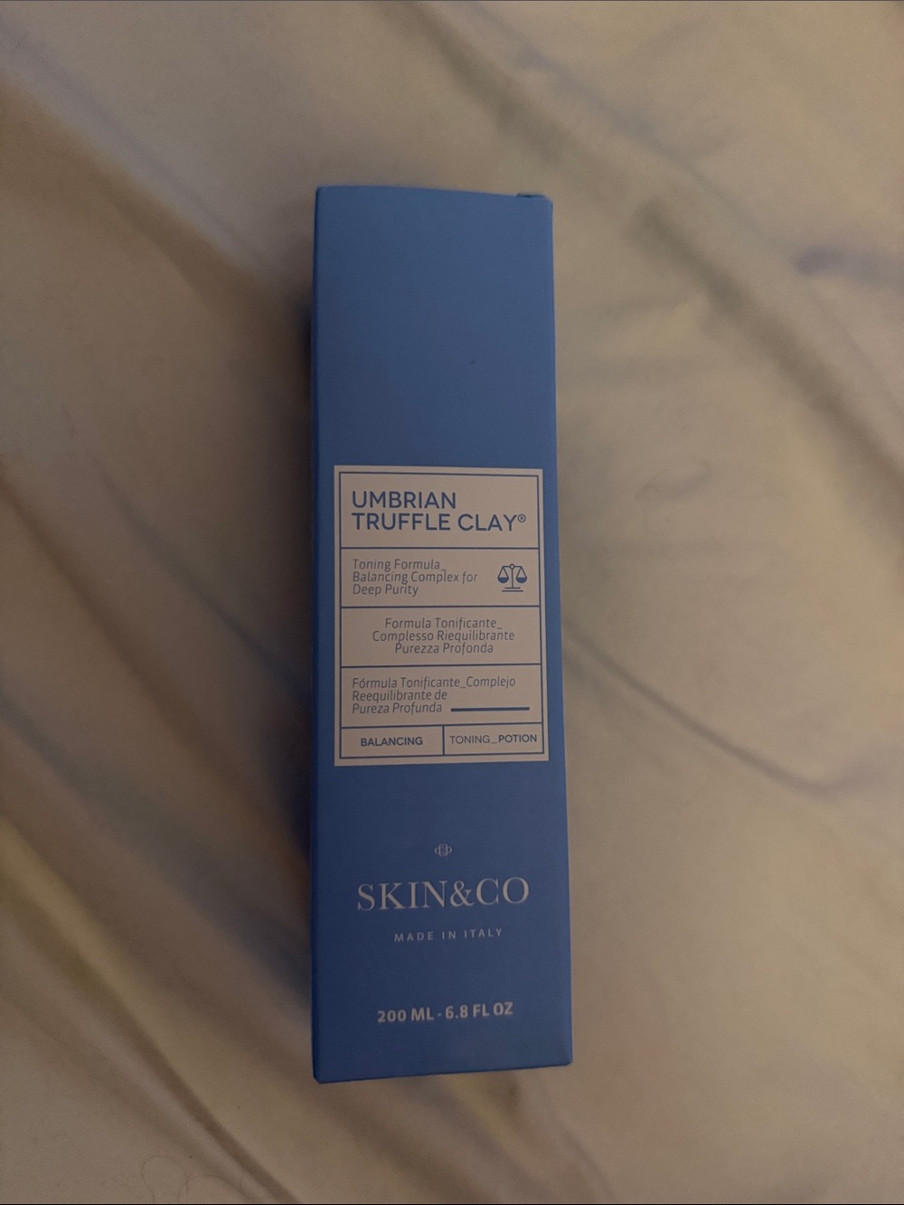 Skin&Co Umbria Truffle Clay Balancing Toner - Blue